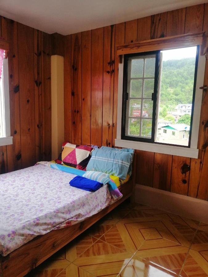 Inn Maugay Bed And Bath Sagada Eksteriør billede